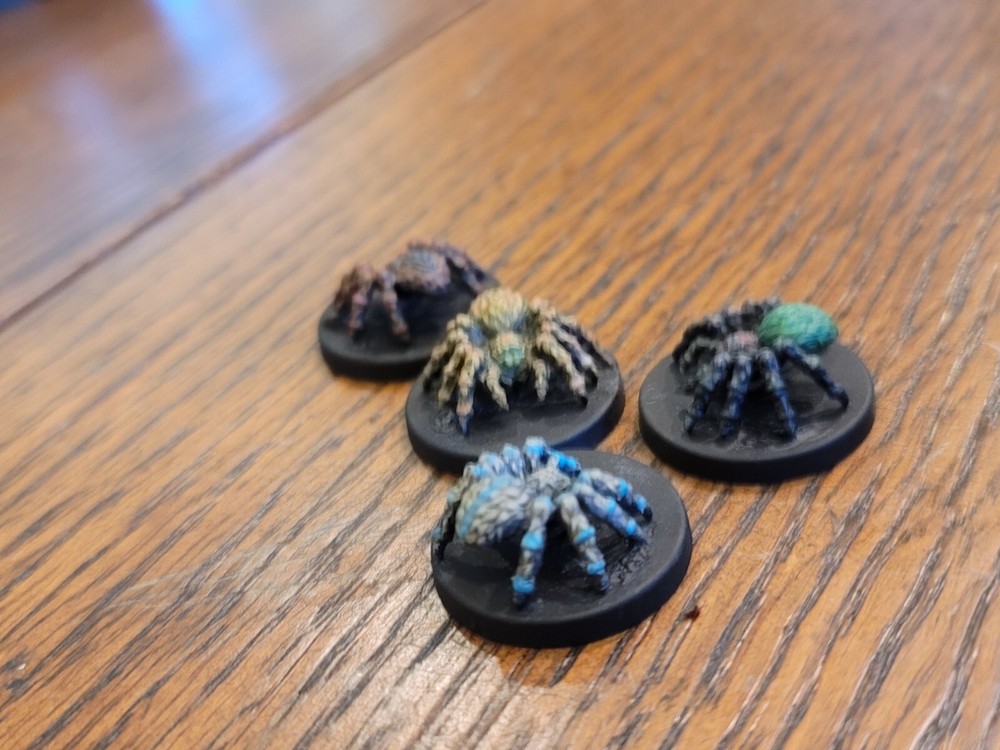 painted miniatures 28mm Spider.