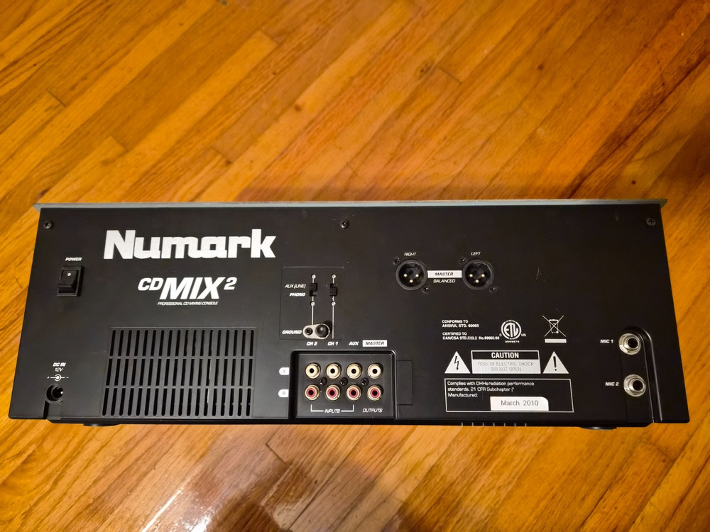 NUMARK CDMIX2 PROFESSIONAL CD MIXING CONSOLE - Untested - Read
