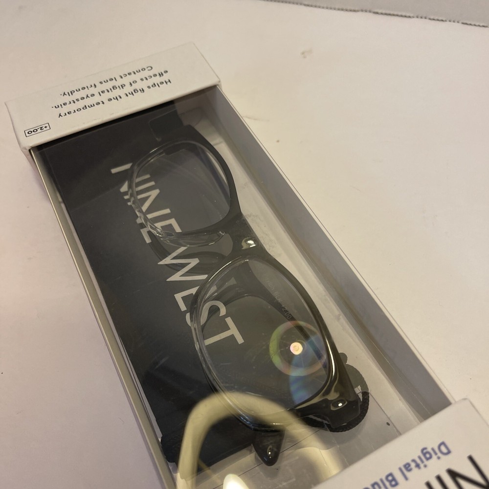 NINE WEST Digital Blue Light Filtering Glasses +2.00 Peyton Blackw/case