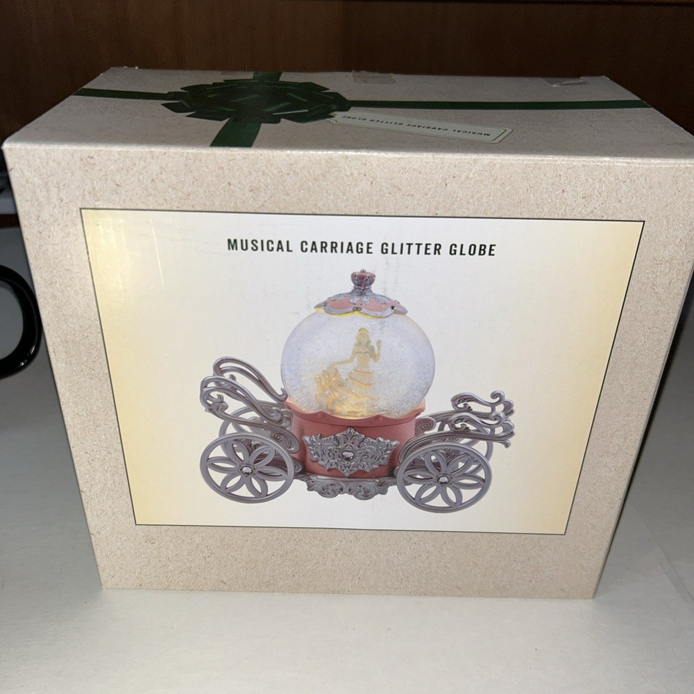 Cracker Barrel - Musical carriage Glitter Globe- New Open Box