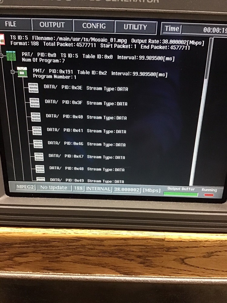 SONY TEKTRONIX MTG100 MPEG GENERATOR Pulled From Working Environment UM