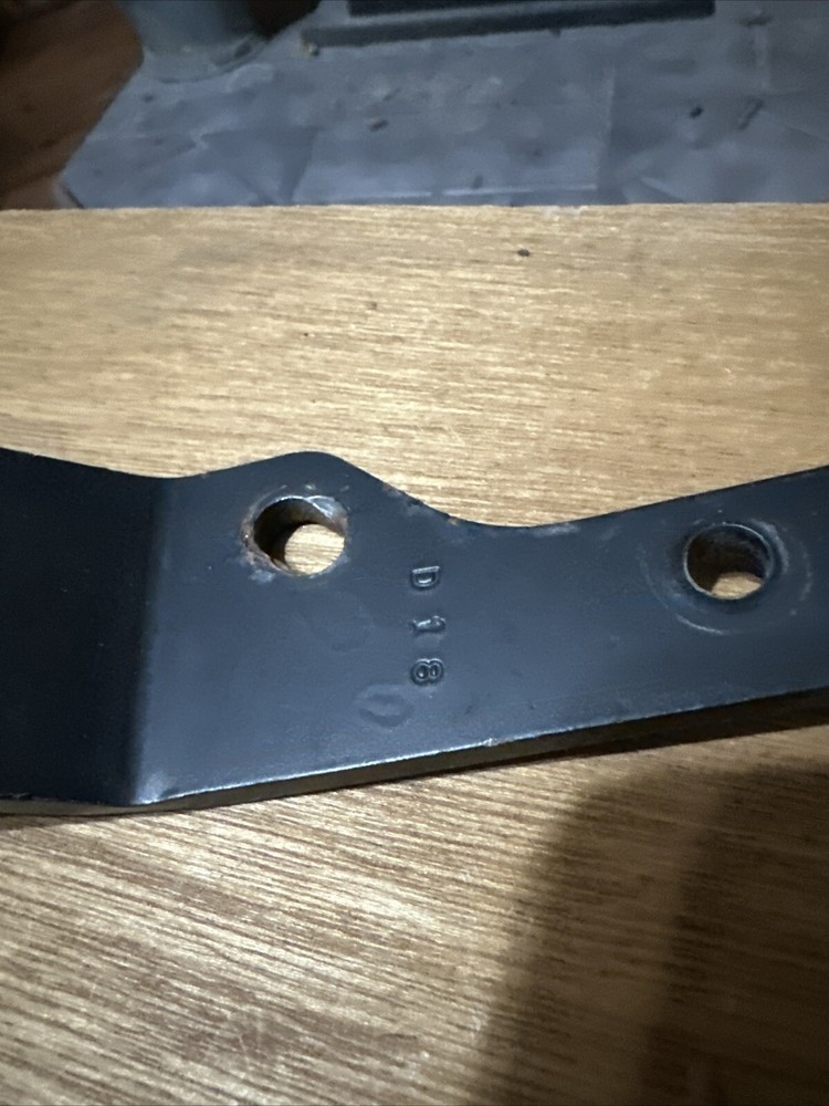 Harley 2-1 Exhaust Mount Bracket 2 Into 1 Header Unknown Brand Fit Dyna ?