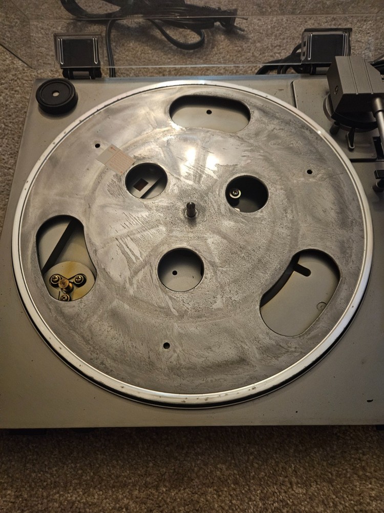 VTG LAB-330 Belt Drive Automatic Turntable Realistic Record Player (Not Working)