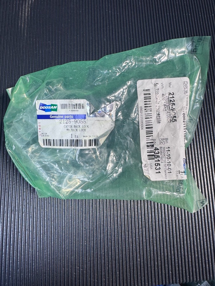 CATCH; BACK LOCK 2125-9055 NEW DOOSAN