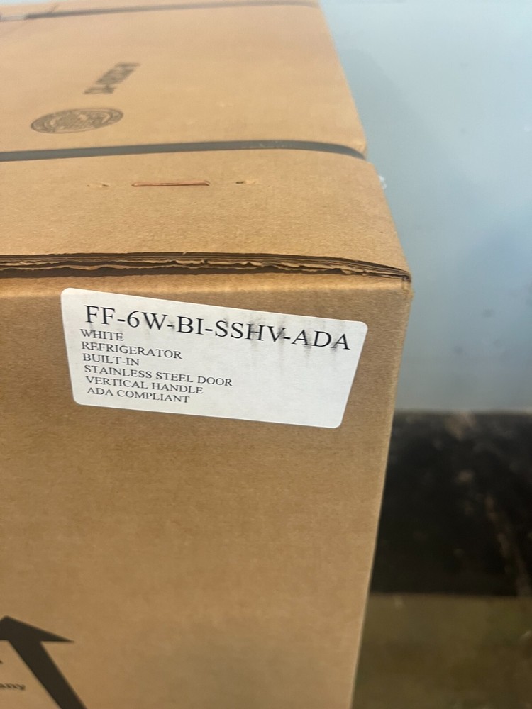 Summit AccuCold 24" Right Hinge Built-in Compact Refrigerator - FF6WBISSHVADA