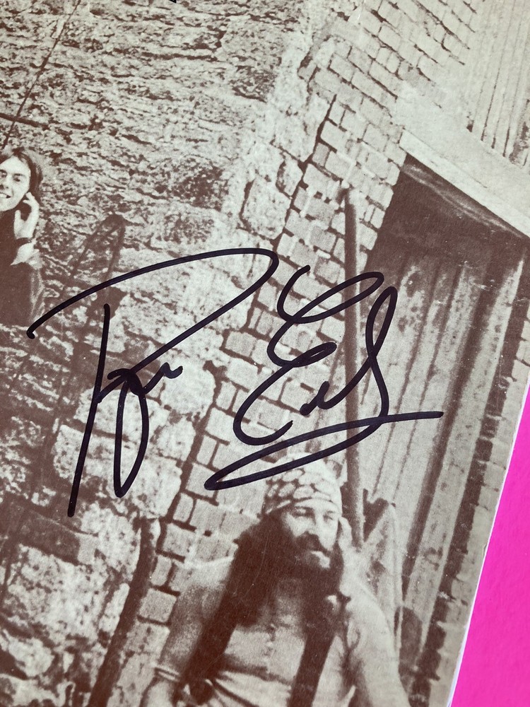 ROGER EARL SIGNED AUTOGRAPHED FOGHAT VINYL LP *EXACT PROOF*