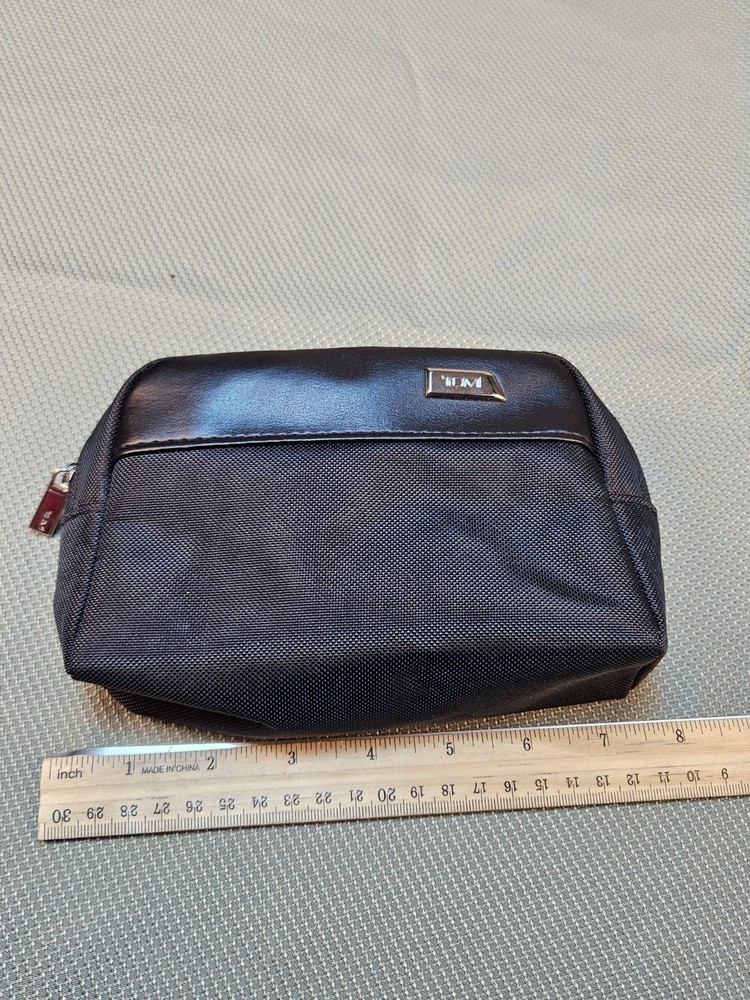 Tumi Delta Black Soft Case Travel Kit