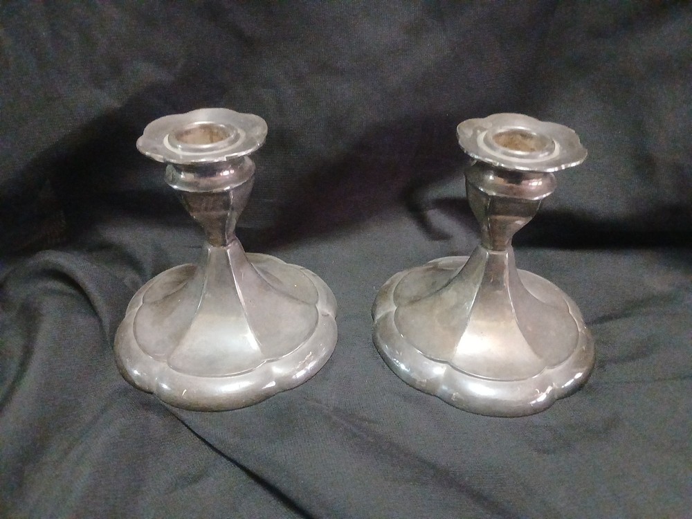 Set Of 2 Candle Holders BMCo.