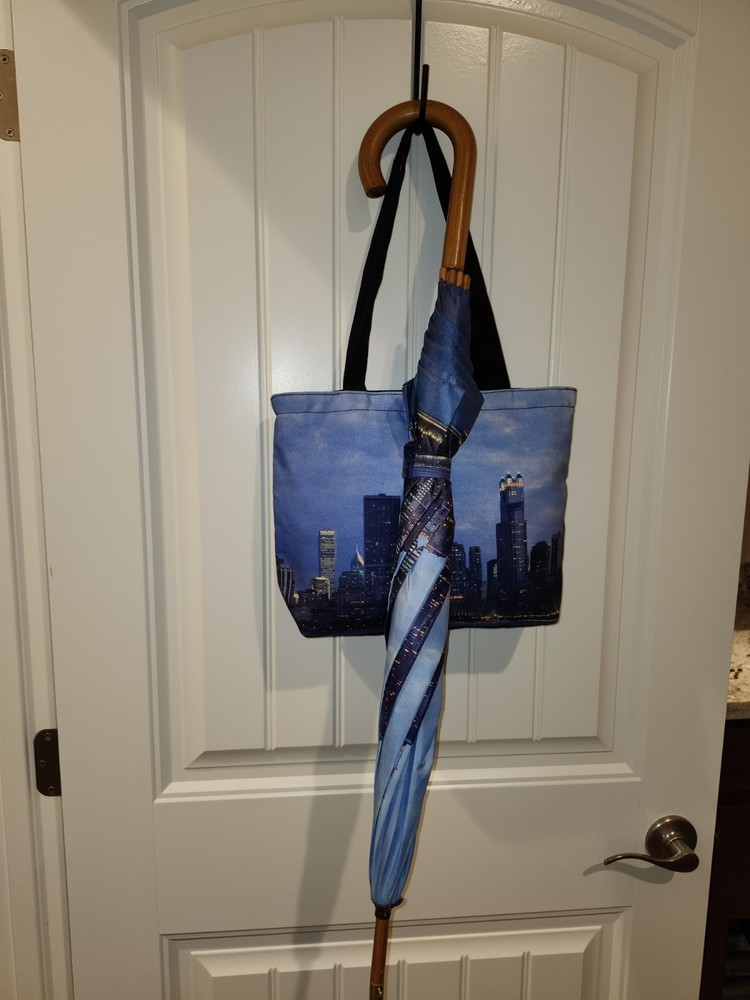 Chicago Skyline Umbrella & Totebag Set