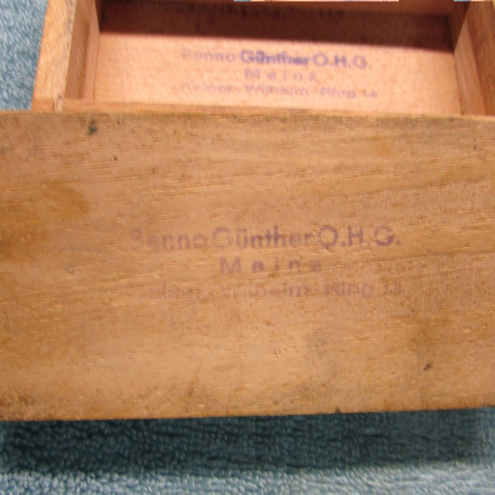 Fine White Sharpening Stone & Box "Benno Gunther Malnz"