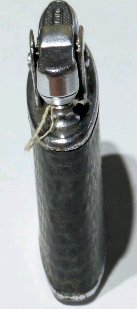 Ronson Standard Automatic Textured Black Leather Lighter