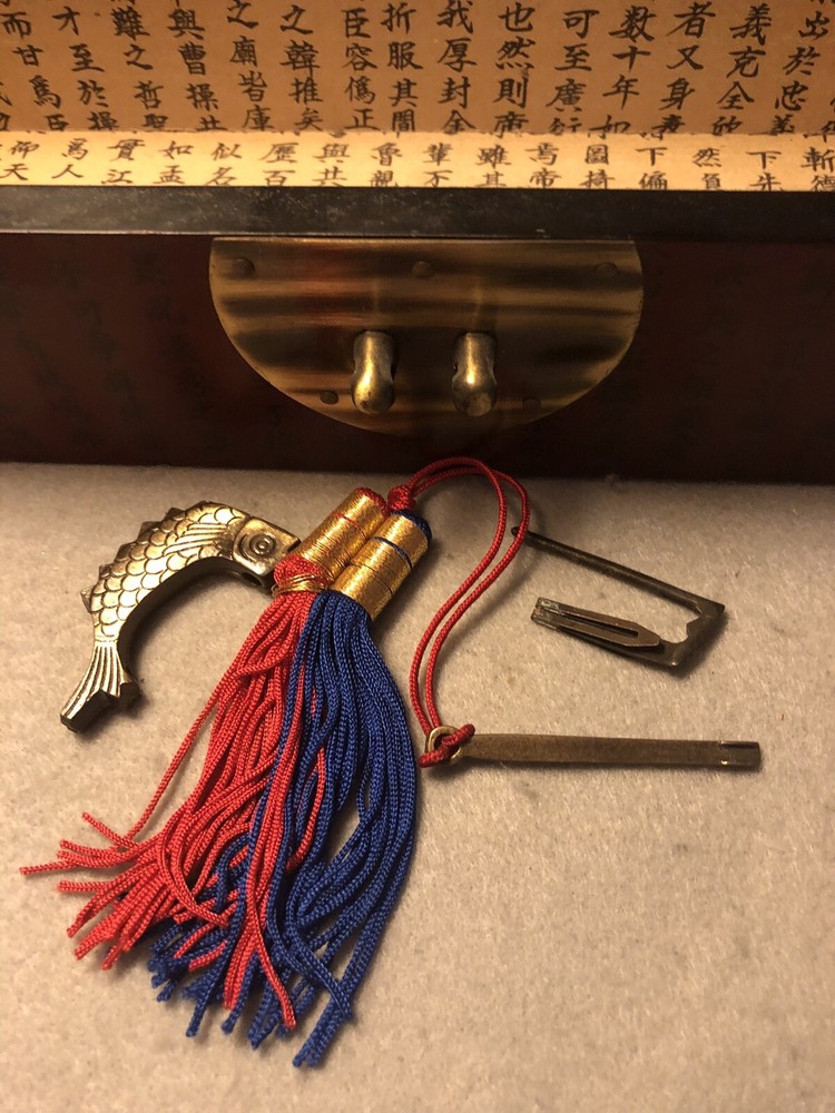 Ornamental Chinese Lock Story Scroll Toolbox 15”x5”x4”
