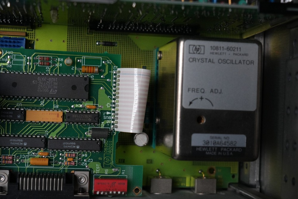 HP 5352B 005 010 46GHz Microwave Frequency Counter