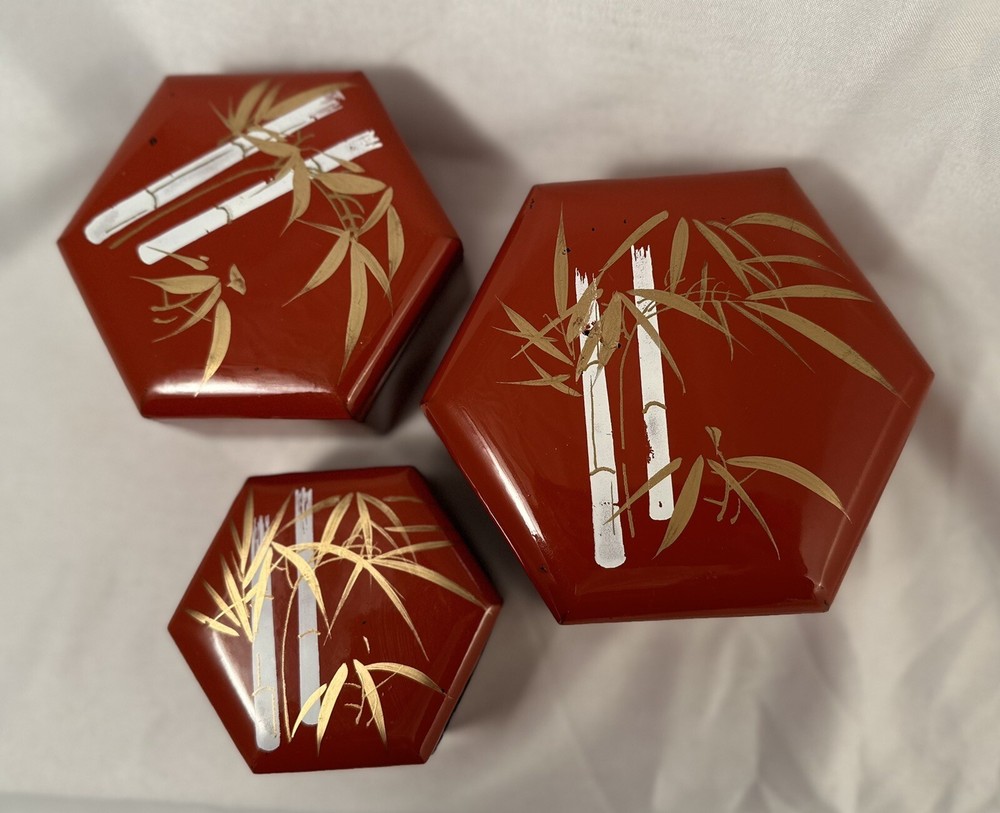 VTG Japanese Red Lacquer Nesting Boxes Gold Bamboo 5” x 4” x 3”
