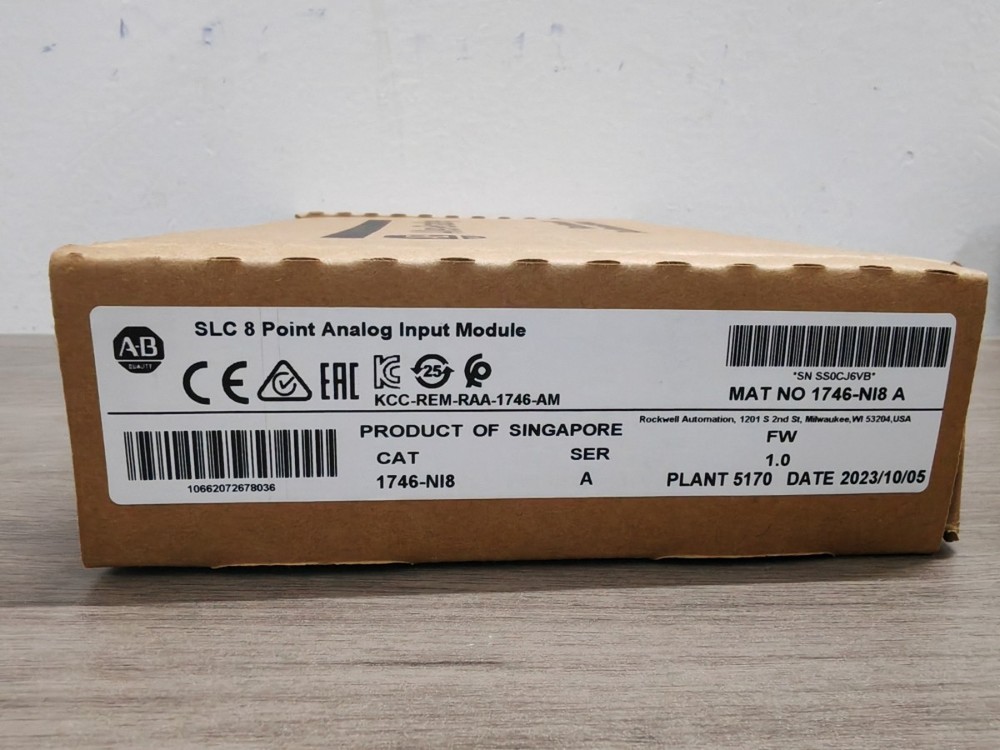 New Allen-Bradley 1746-NI8 SLC 500 Analog Input Module 1746NI8