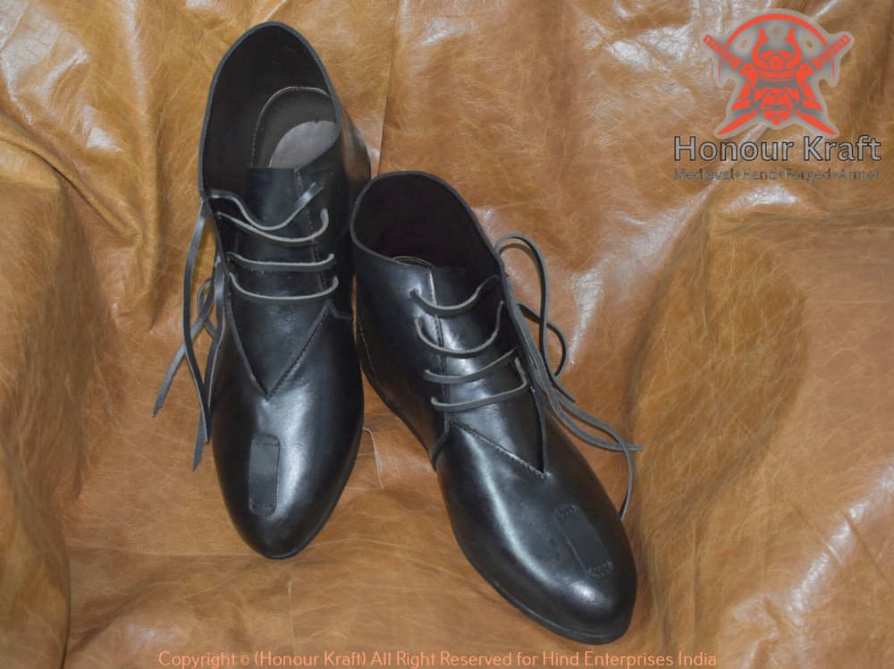 Medieval Style Leather Ankle Boots - Ideal for Reenactment Combat