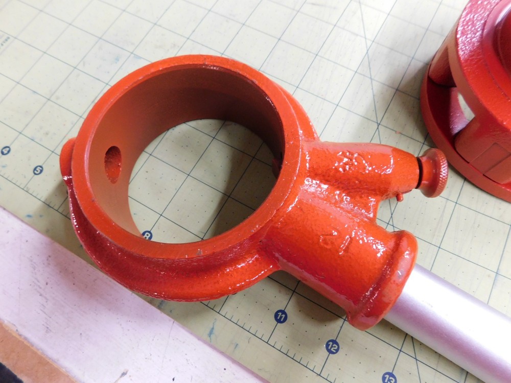 Toledo 1074 Pipe Threader with 3 Dies, 1", 1.5", 2"