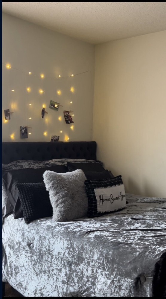 Black queen headboard/full