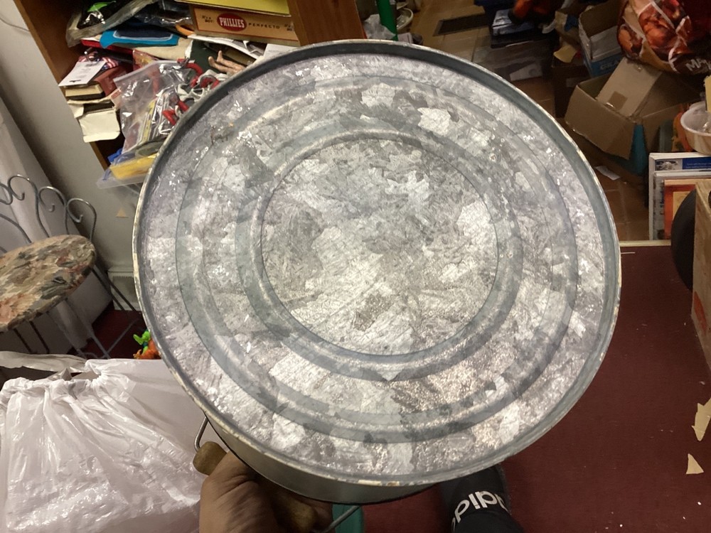 Painted Can Galvanized Steel with handle