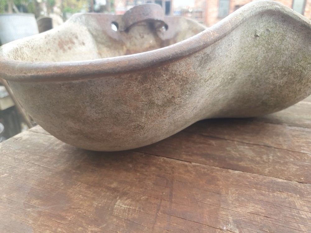 Vintage Bamfords Drinker Wall Bird Bath Cast Iron Reclaimed