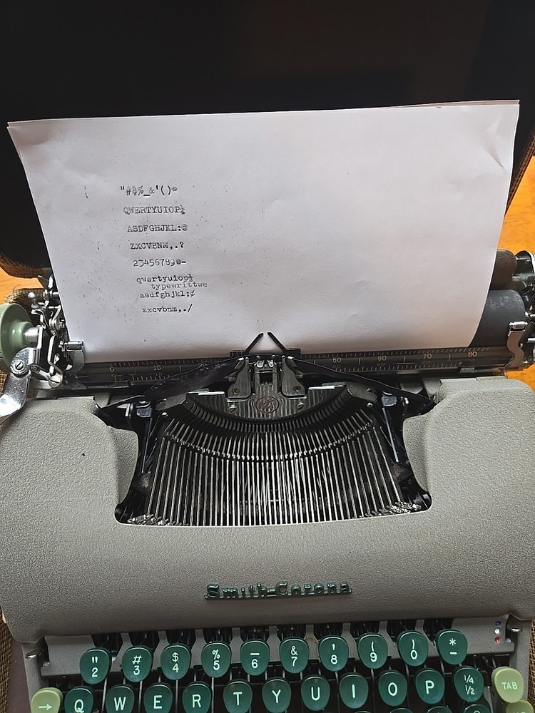 Smith Corona "Tabulator" Typewriter With Case