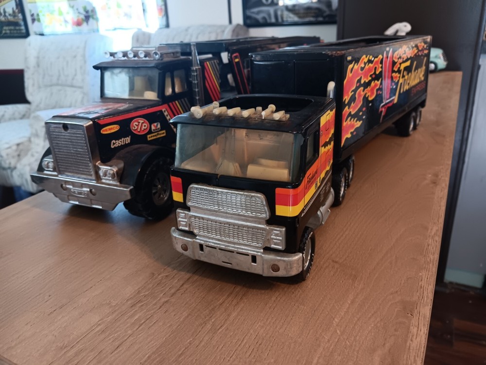 Firehawk Trucks
