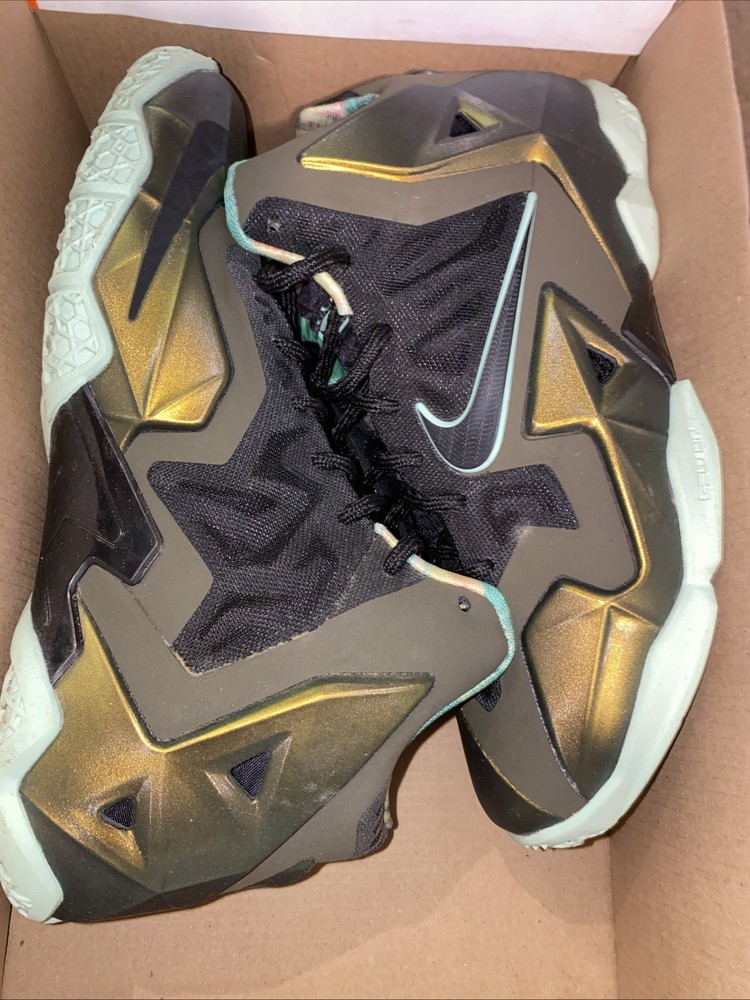 Nike LeBron XI (GS)