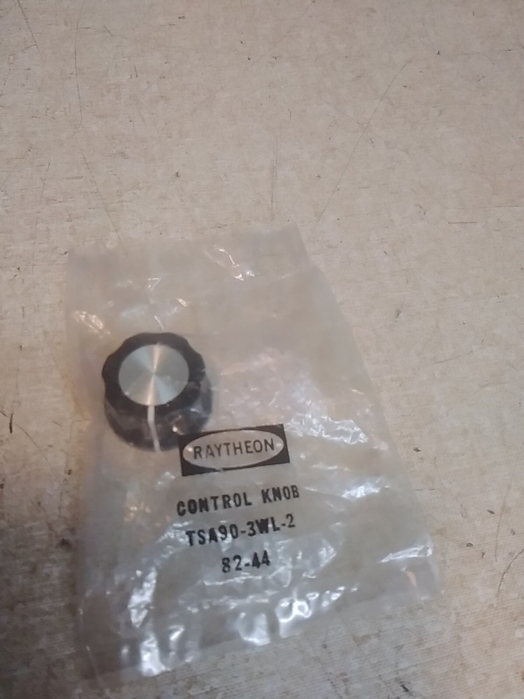 Raytheon Control Knob TSA90-3WL-2