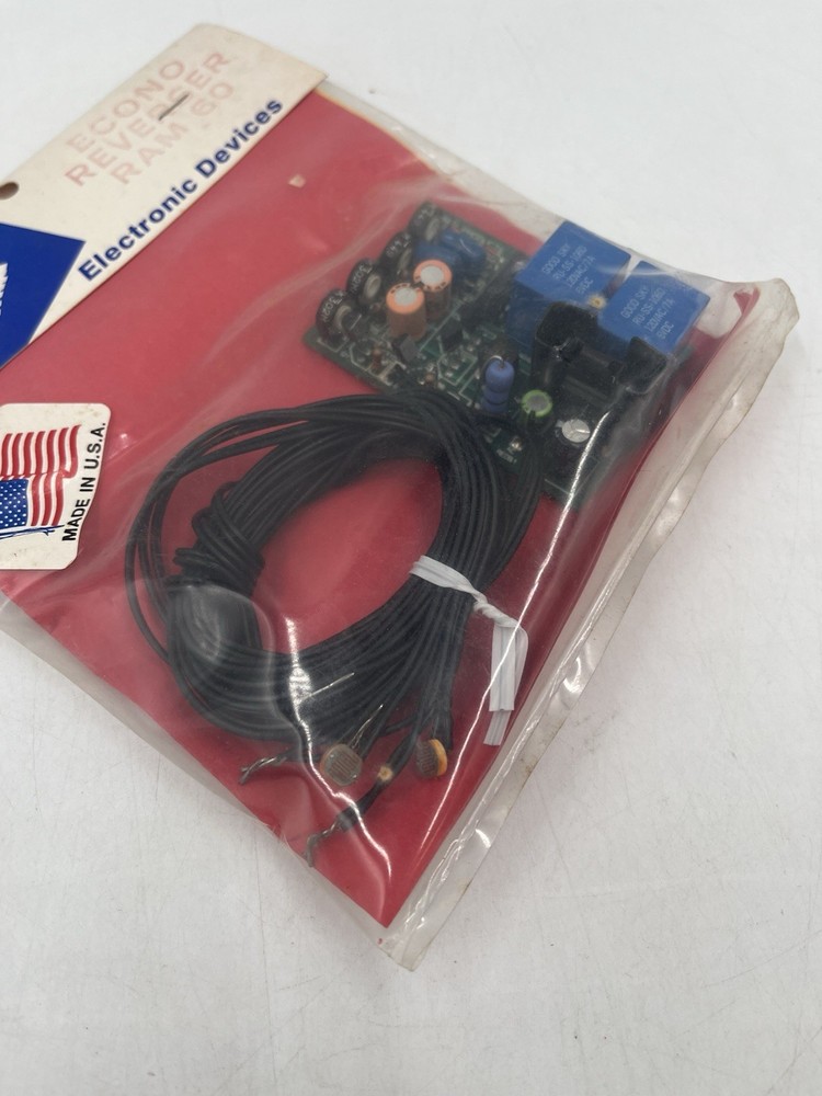 Ho Scale Ram Track RAM60 Econo Reverser Electronics Devices