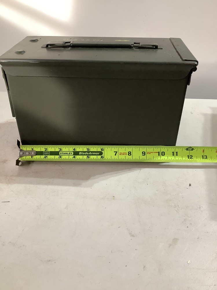 AMMO BOX . Metal. Original Military Box. Used