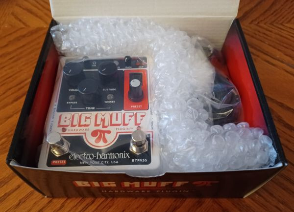 NEW Big Muff Pi Harware Plugin Pedal (Analog w/ Digital Plugin)