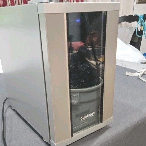 Cuisinart Private Reserve Wine Cellar - 6 Bottle Capacity - Tested & Working