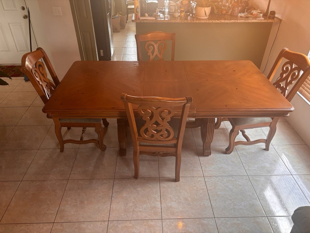 Solid Wood Dining Room Set With leaflet & 4 Chairs