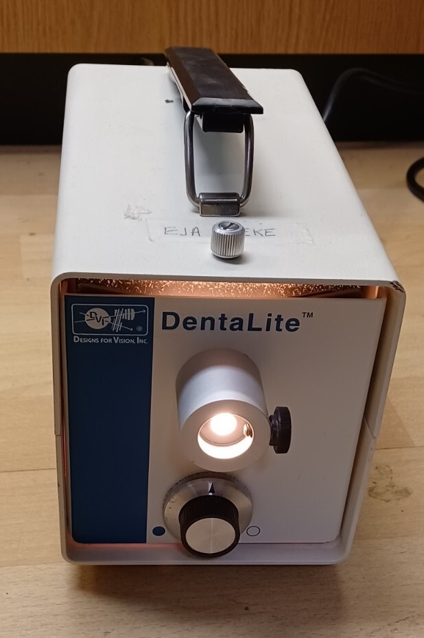 DentaLite DVI FO-150 Microscope EJA EKE Halogen Light Source Illuminator