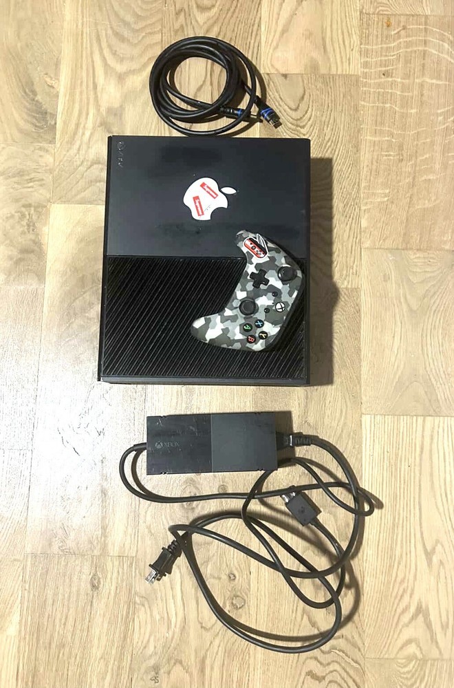 Microsoft Xbox One Bundle