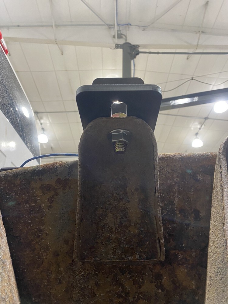 Flatbed Bracket Kit for 2007 Chevy/GMC 3500 - Reliable Mounting Solution