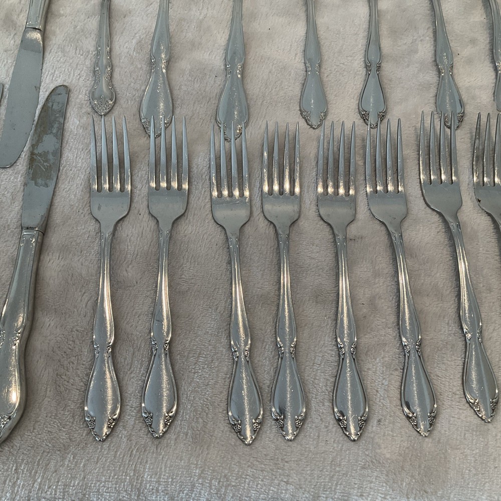 Oneida Berkeley Square Stainless Flatware 45pcs Bundle