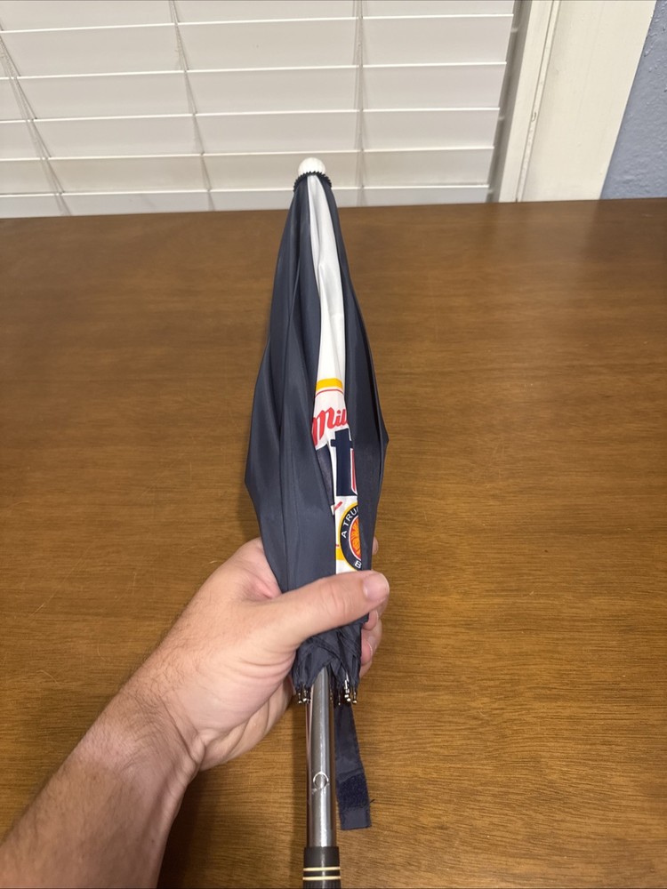 Drizzle Stick Golf Umbrella Miller Light Beer Promo
