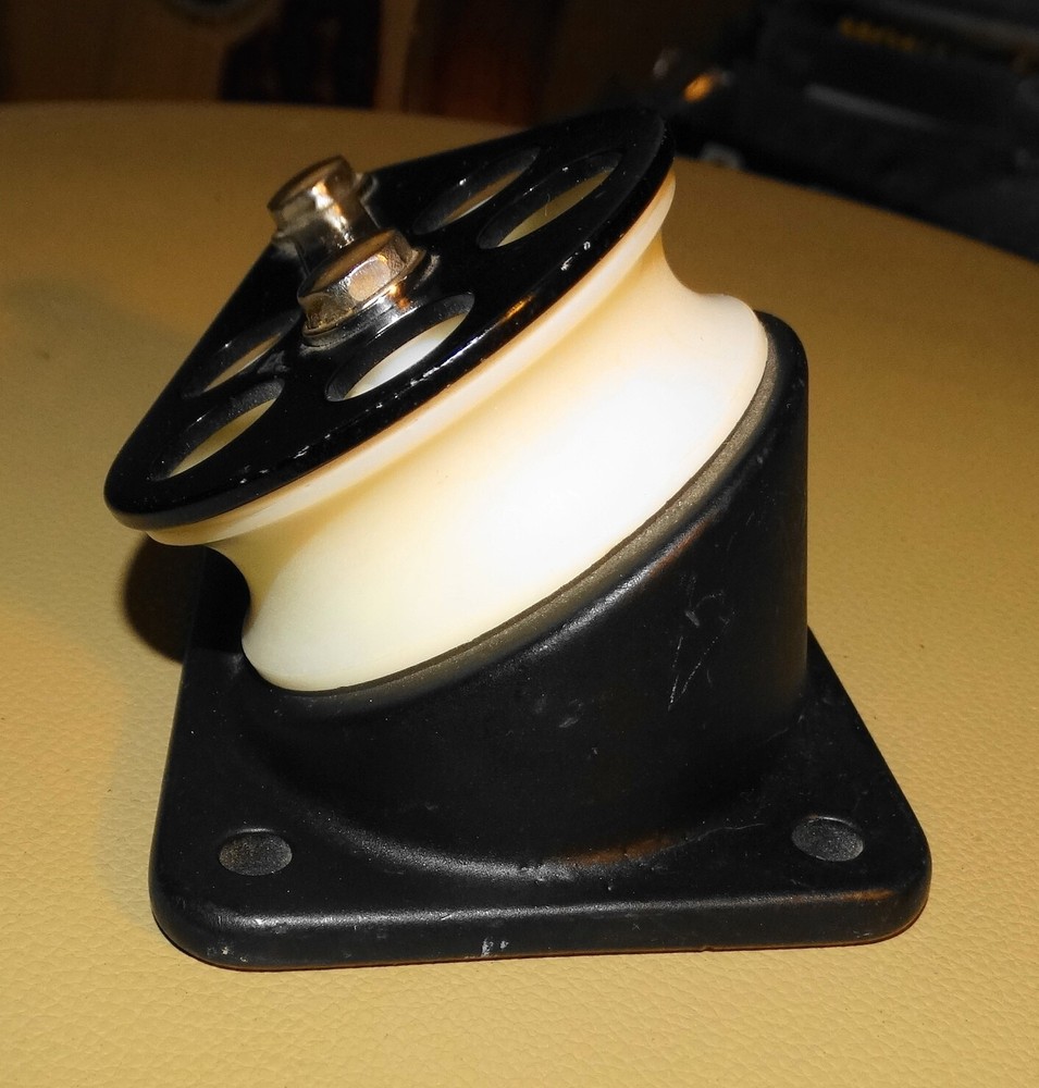 angled turning block, Schaefer, 11/16 sheave