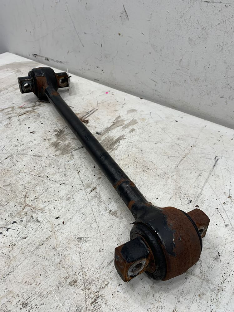 Peterbilt Torque Rod (339-10358)