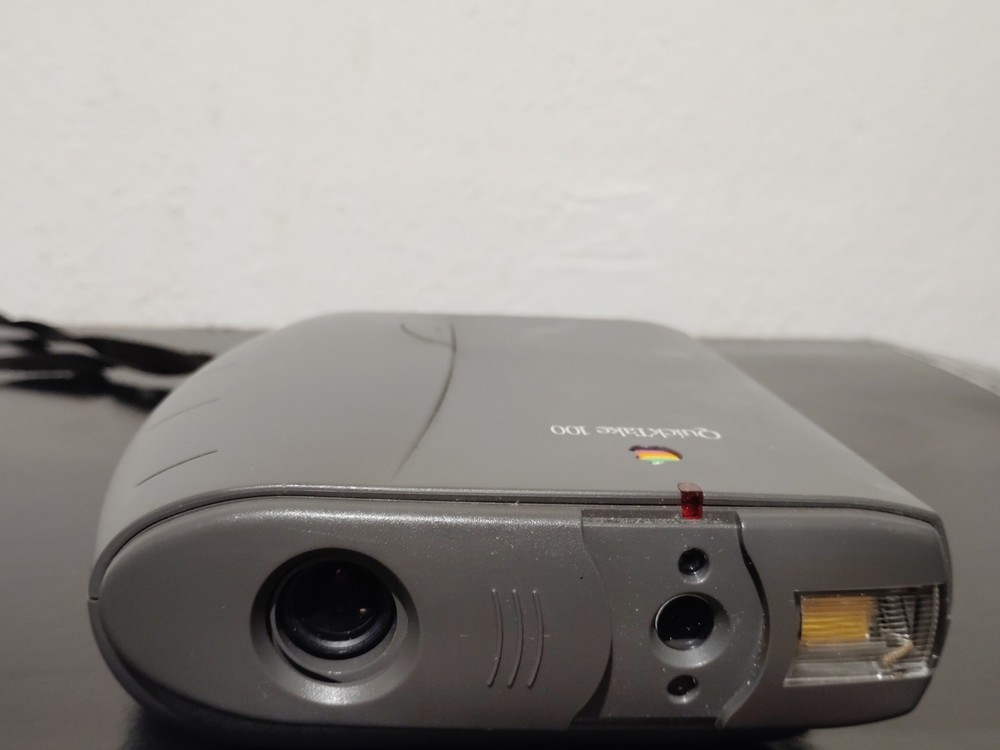 Vintage Apple Quick Take 100 Camera - Excellent Condition, Fully Functional