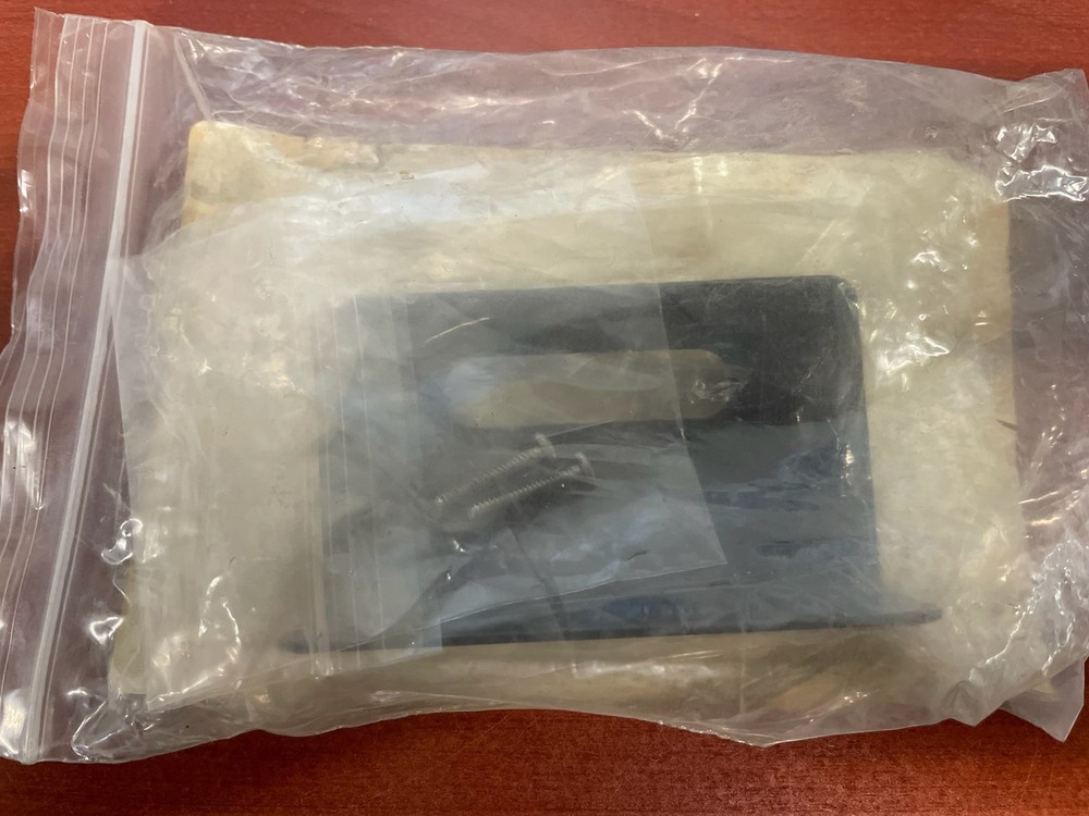 Code 3 - XT3LBKT Bracket XT3 L Bracket, 90 degree