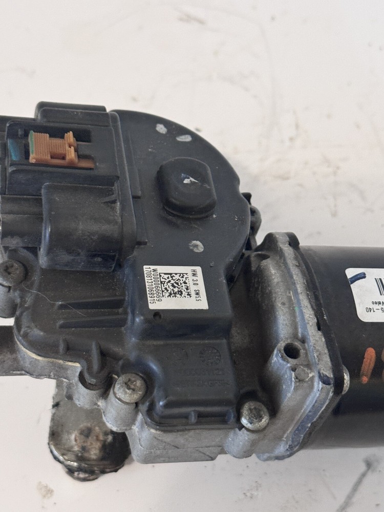 2018 LINCOLN MKX FRONT WINDSHIELD WIPER MOTOR OEM W000052205