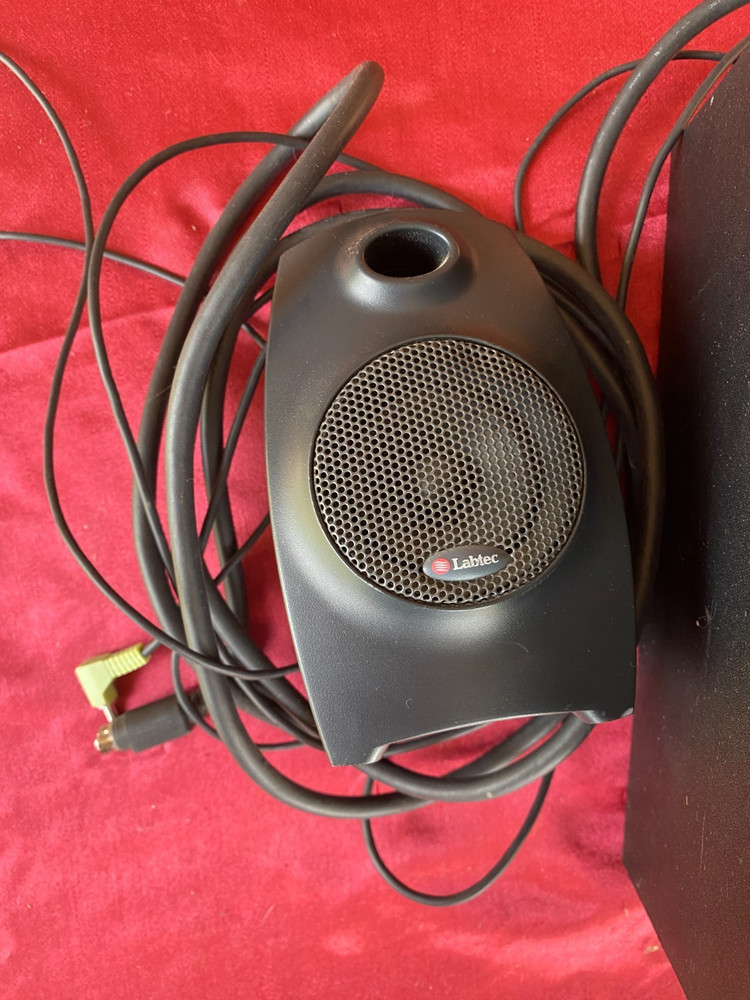 Rare Labtec LCS-2424 multimedia stereo computer speakers system