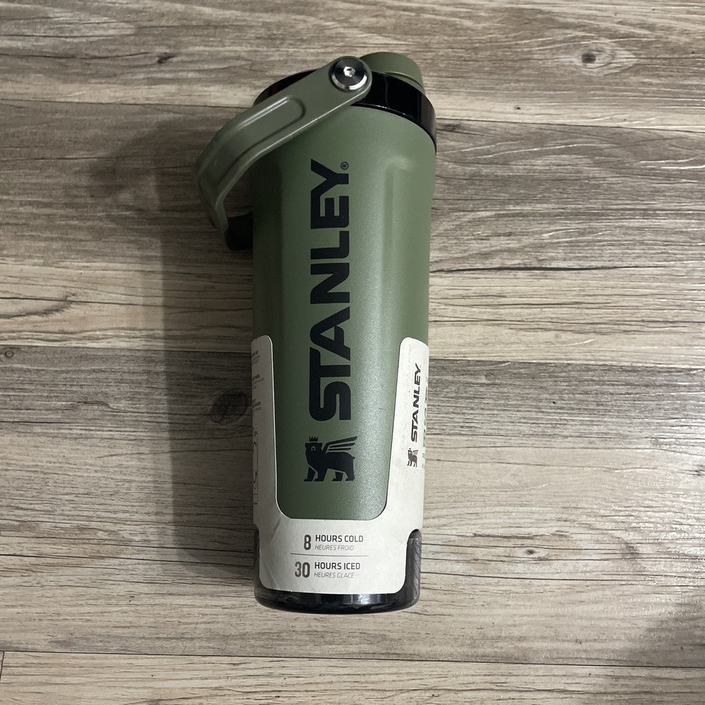 2025 Stanley Active Shaker Bottle 20oz Sage Gray
