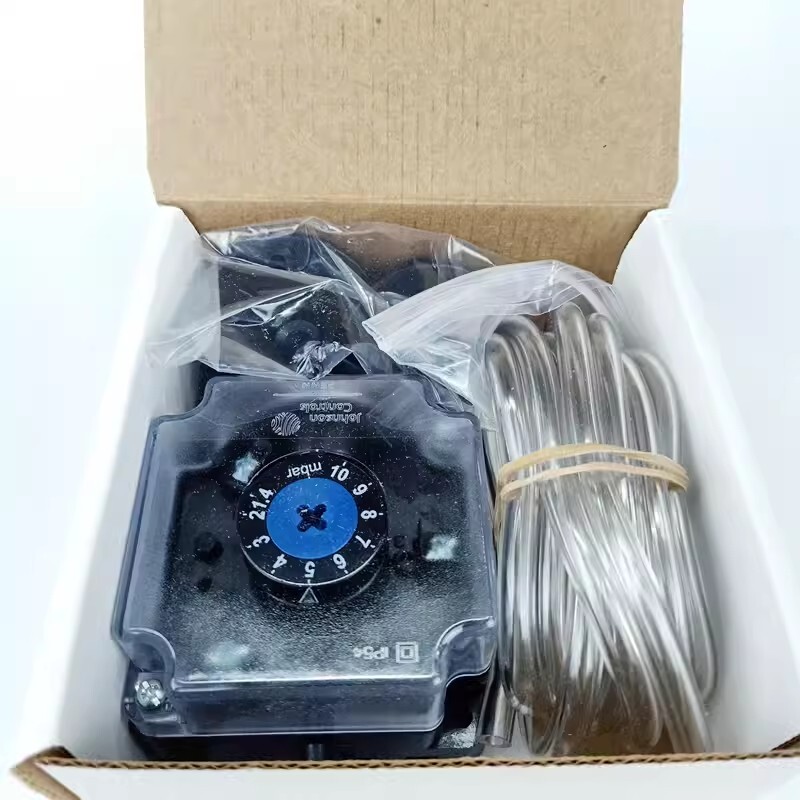 1pcs Johnson P233A-4-PAC Gas Pressure Difference Switch