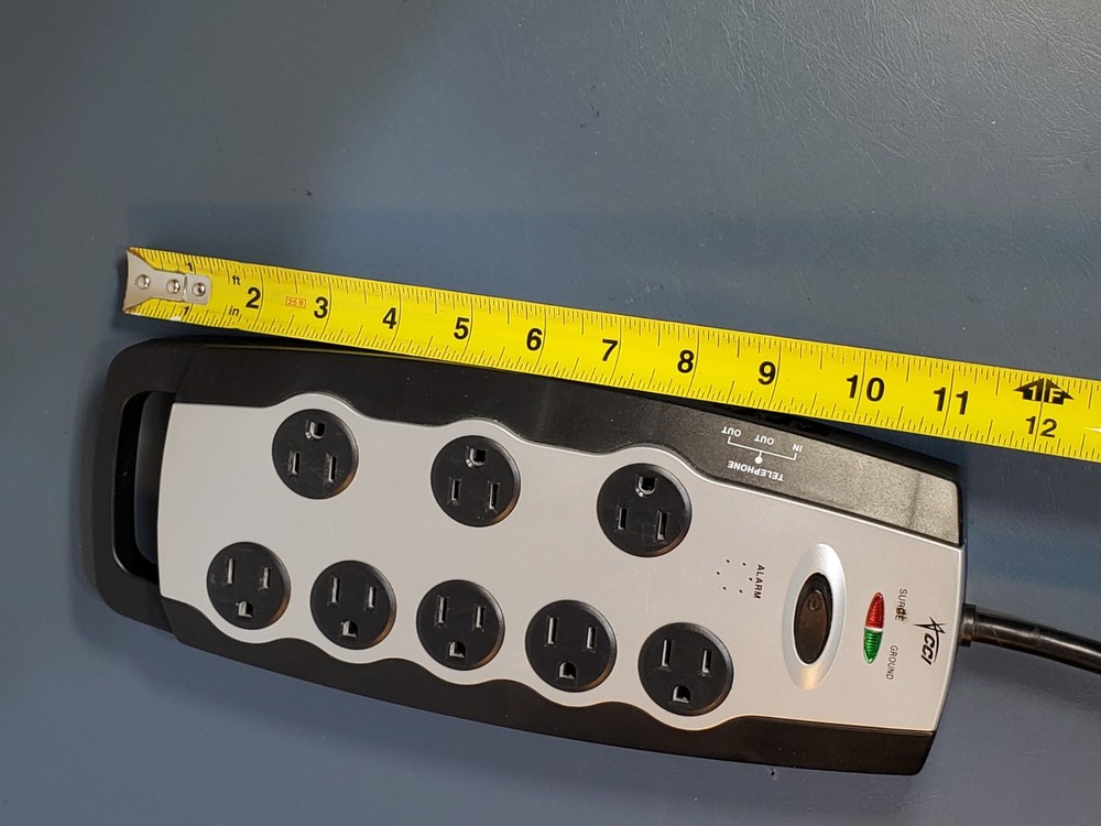 8 Outlet Transient Voltage Surge Suppressor Model 04652 By CCI