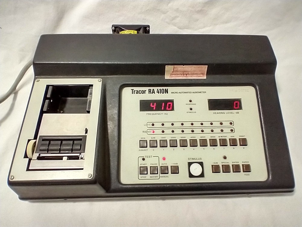 Tractor RA 410N Audiometer