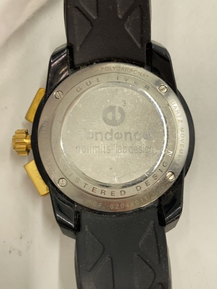 Tendence Quartz Wristwatch / Analog / Rubber / Black / Black