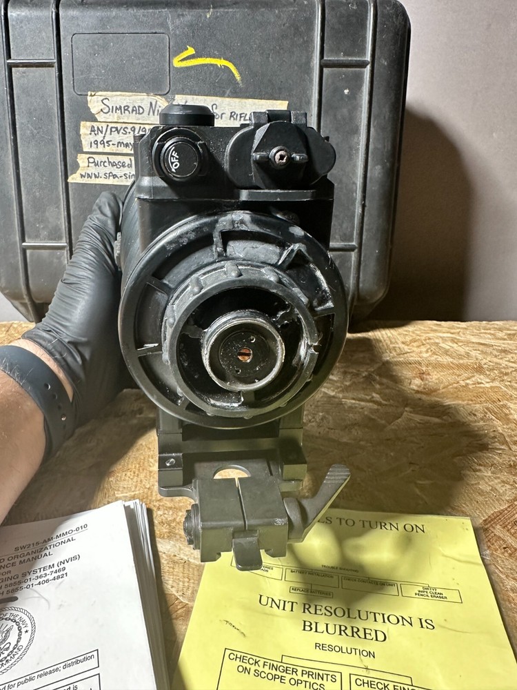 SIMRAD KN203 FAB night vision scope *working* W/HARD CASE